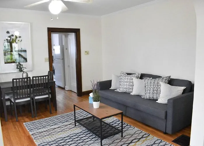 The House - New Crestview * Columbus